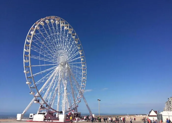 In With Stunning Sea Views